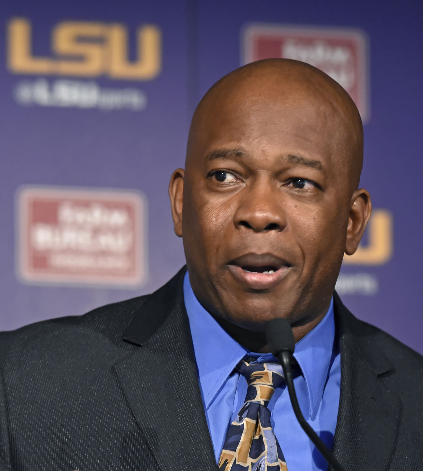 lsufootball0109.021017 bf